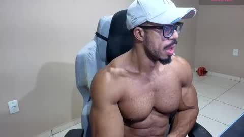 Snapshot of mikehotk chatting on 12-05-25, 05:27 mikehotk online show from 12-05-25, 05:27