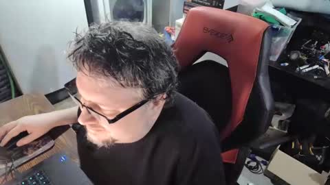 mikejws online show from 10-26-25, 05:19