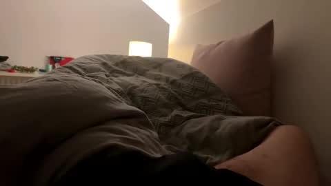 mikem1129 online show from 11-04-25, 09:03