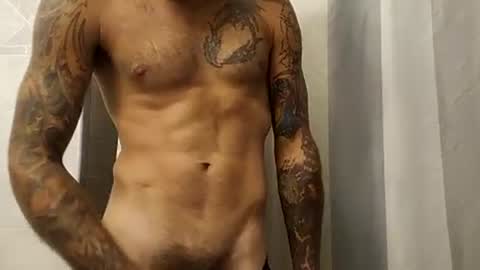 Snapshot of mikesbigcock4u chatting on 08-01-26, 05:29 mikesbigcock4u online show from 08-01-26, 05:29