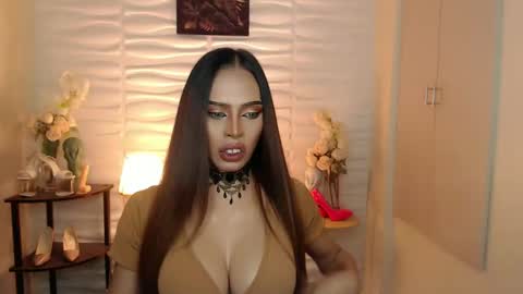 Mistress MikeyAlawi online show from 12-05-24, 03:50