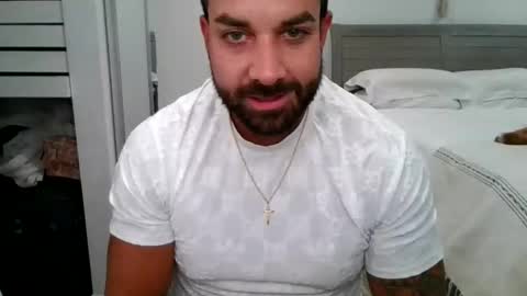 Snapshot of mikeydiesel55 chatting on 09-19-25, 10:32 mikeydiesel55 online show from 09-19-25, 10:32