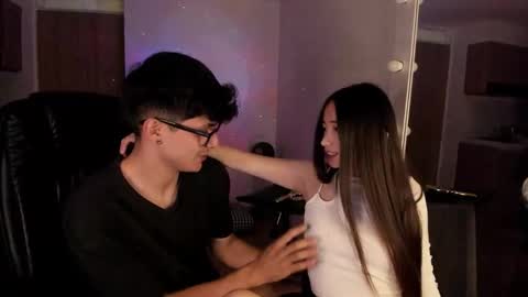 Snapshot of mikeyvioleta chatting on 09-21-25, 12:01 VIOLETAMIKE online show from 09-21-25, 12:01