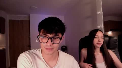 Snapshot of mikeyvioleta chatting on 10-06-25, 04:10 VIOLETAMIKE online show from 10-06-25, 04:10