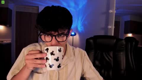 VIOLETAMIKE online show from 02-15-26, 08:57