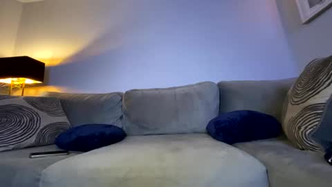 Snapshot of mikeywhite123 chatting on 12-25-24, 04:44 mikeywhite123 online show from 12-25-24, 04:44