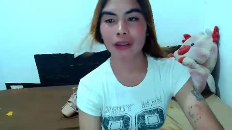 Snapshot of mikhaylaanderson chatting on 06-13-26, 11:52 Mikhayla online show from 06-13-26, 11:52