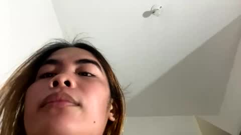 Snapshot of mikhaylaanderson chatting on 07-17-26, 04:56 Mikhayla online show from 07-17-26, 04:56