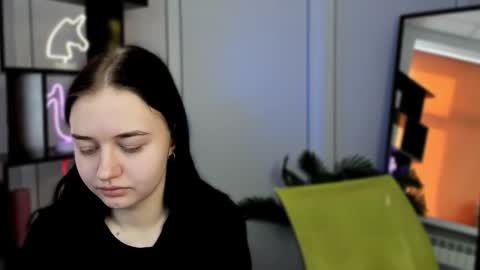 miki_ti online show from 10-22-25, 08:36