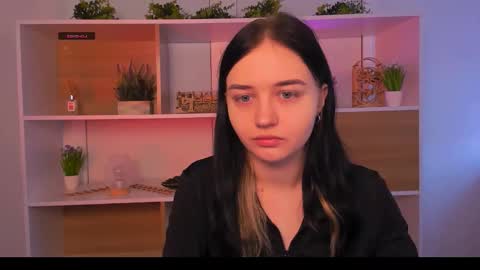 miki_ti online show from 10-25-25, 08:33