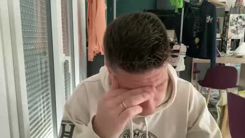 miklp8463 online show from 04-13-26, 09:04