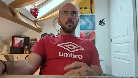 Snapshot of mikmik91 chatting on 12-24-24, 02:33 mikmik91 online show from 12-24-24, 02:33