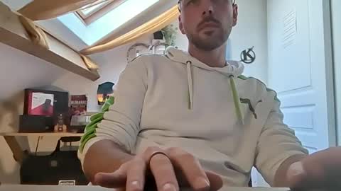 Snapshot of mikmik91 chatting on 01-09-25, 02:29 mikmik91 online show from 01-09-25, 02:29