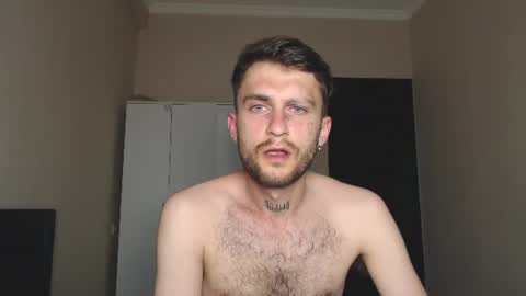 Snapshot of mikw63 chatting on 06-18-26, 03:16 Sin online show from 06-18-26, 03:16