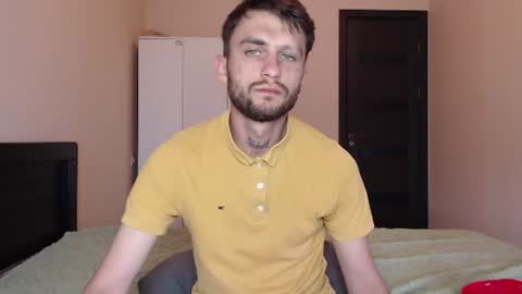Snapshot of mikw63 chatting on 06-27-26, 05:34 Sin online show from 06-27-26, 05:34