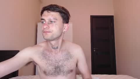 Snapshot of mikw63 chatting on 07-04-26, 04:18 Sin online show from 07-04-26, 04:18