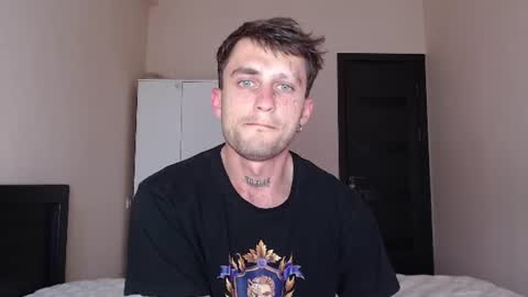 Snapshot of mikw63 chatting on 07-06-26, 05:26 Sin online show from 07-06-26, 05:26