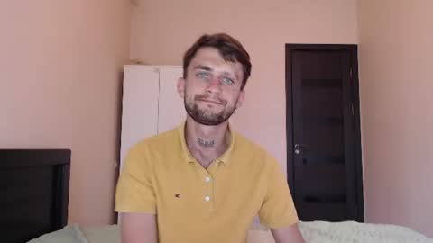 Snapshot of mikw63 chatting on 07-16-26, 07:14 Sin online show from 07-16-26, 07:14