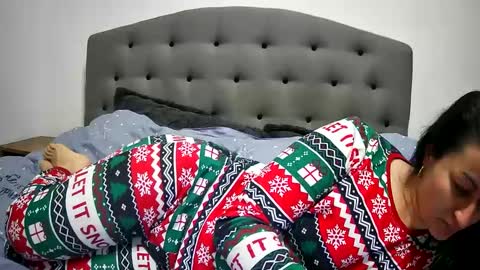 Mikyloveu online show from 02-07-25, 06:34