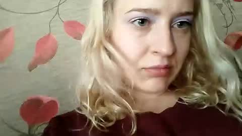 Snapshot of mila_420 chatting on 05-24-26, 12:43 Mila 420 online show from 05-24-26, 12:43