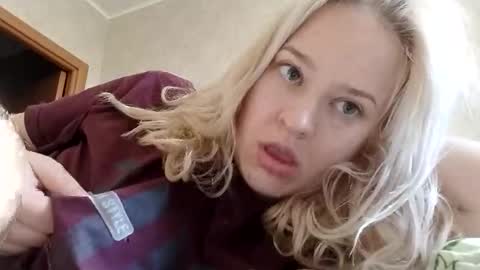 Snapshot of mila_420 chatting on 05-27-26, 04:53 Mila 420 online show from 05-27-26, 04:53