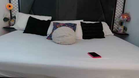 mila_adamss online show from 09-26-25, 10:08