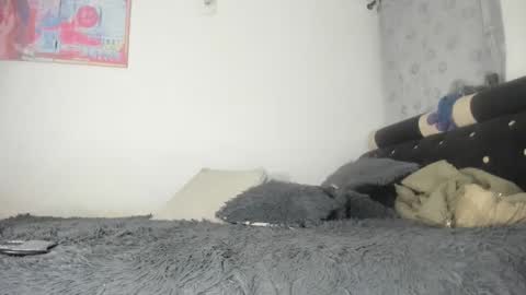 Snapshot of mila_dash chatting on 02-26-25, 02:04 Mila Dash online show from 02-26-25, 02:04