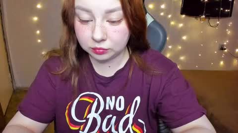 Snapshot of mila_foxxxy chatting on 12-03-24, 04:47 Mila shy sensual person online show from 12-03-24, 04:47