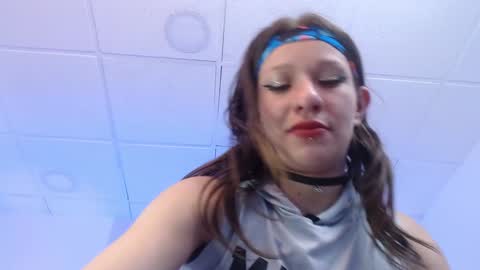 Snapshot of mila_gh1 chatting on 12-20-24, 02:52 Mila online show from 12-20-24, 02:52