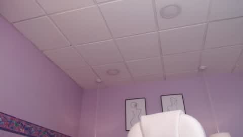 Snapshot of mila_gh1 chatting on 01-10-25, 10:57 Mila online show from 01-10-25, 10:57