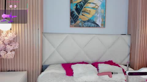 mila_hank online show from 05-12-26, 02:47