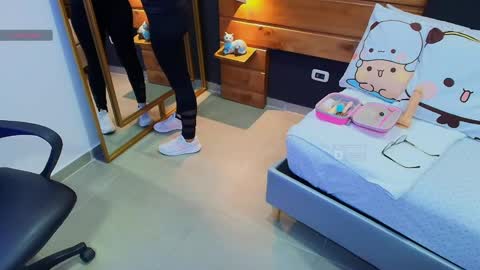 Snapshot of mila_kiitty chatting on 06-06-26, 10:53 Milena online show from 06-06-26, 10:53