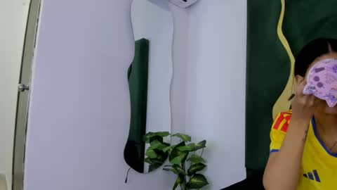 Snapshot of mila_petiteasm chatting on 07-03-26, 12:33 mila_petiteasm online show from 07-03-26, 12:33