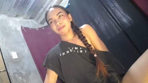 mila_seductressxx online show from 06-13-26, 12:41