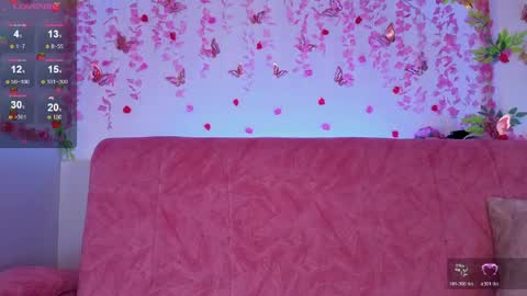 Mila  online show from 04-11-26, 07:45