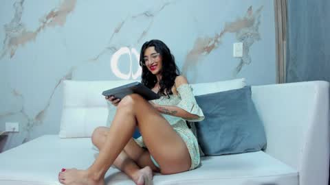          online show from 02-05-25, 10:01