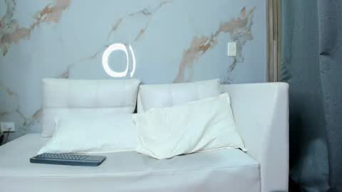          online show from 02-07-25, 09:15