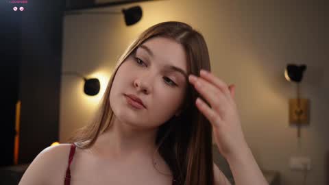 Snapshot of milablum chatting on 12-18-24, 05:31 milablum online show from 12-18-24, 05:31