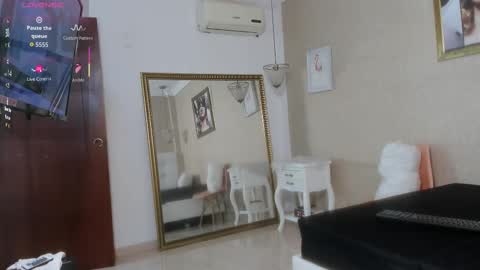 miladiosa online show from 09-15-25, 12:05