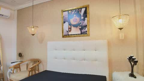 miladiosa online show from 03-25-26, 12:00