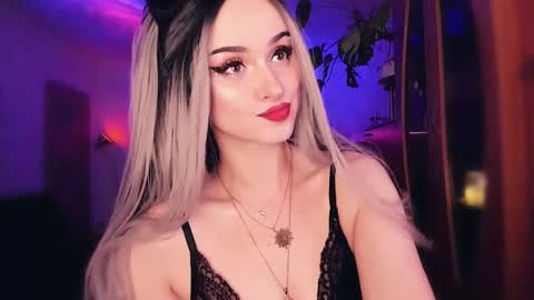 MiladyJolie online show from 02-19-25, 04:44