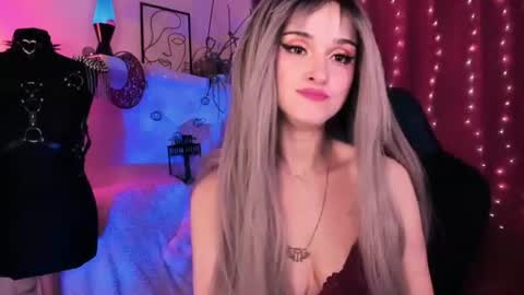 MiladyJolie online show from 06-14-26, 11:18