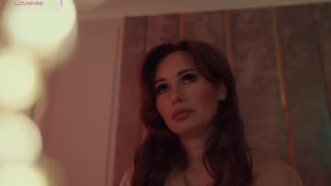 Snapshot of miladystarlight chatting on 10-04-25, 09:57 online show from 10-04-25, 09:57