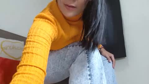 Snapshot of milahot23 chatting on 02-11-25, 03:08 mila online show from 02-11-25, 03:08