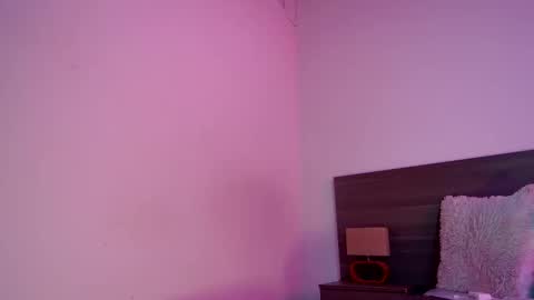 Snapshot of milahot23 chatting on 11-08-25, 08:18 mila online show from 11-08-25, 08:18