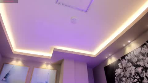 Mila  online show from 03-20-26, 12:43