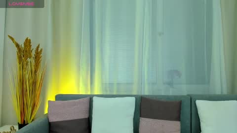 Snapshot of milaloove chatting on 02-25-25, 09:57 Mila online show from 02-25-25, 09:57