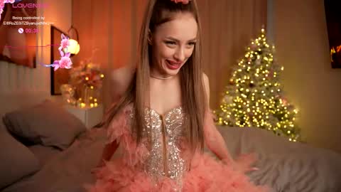 Mila online show from 01-11-26, 03:22