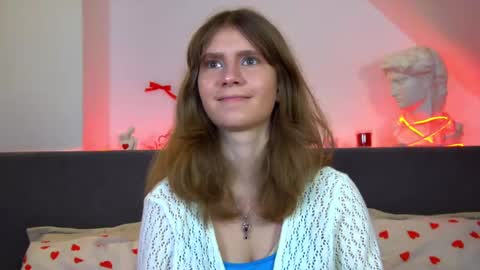 Mila online show from 03-25-26, 06:36