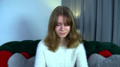 Mila online show from 04-08-26, 06:35